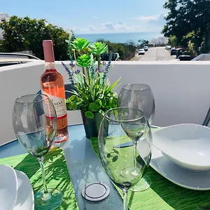 Cosy Modern House - Center - Old Town Albufeira