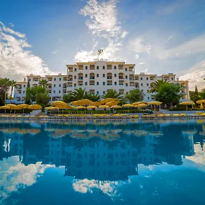 4* Апарт-отель Petra